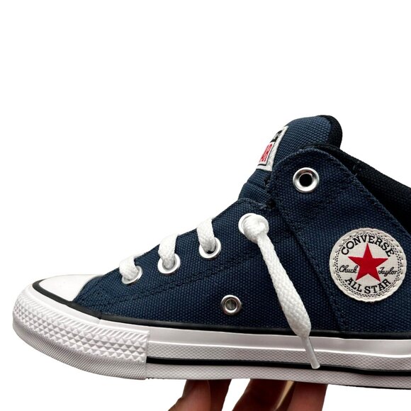 Converse Chuck Taylor All Star Youth Boy's Slip on Shoes Size 2 Navy Blue/ Black - Picture 4 of 12